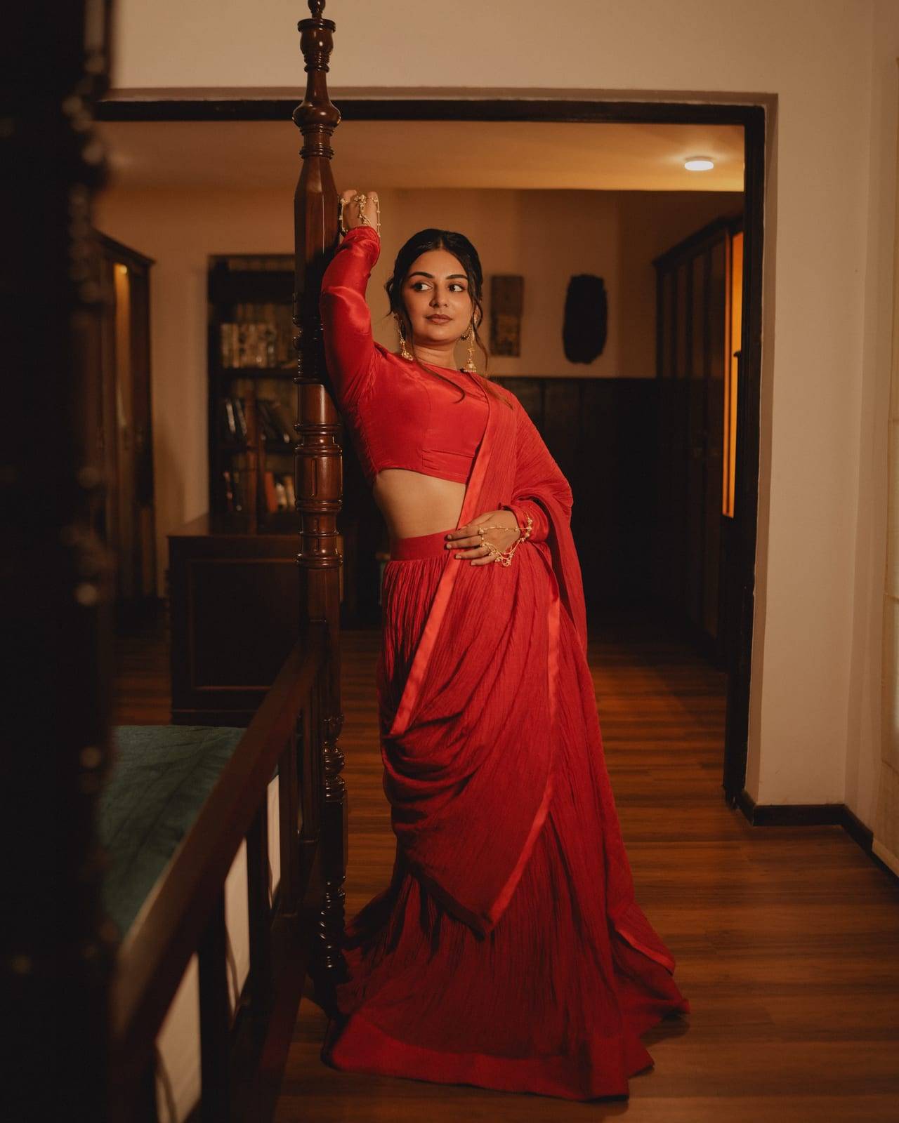 Some creations find their true expression only when carried by the right presence. We are truly grateful to @_estheranil for adorning @mahek